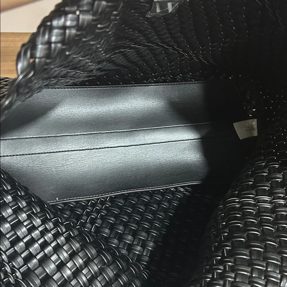 NWT Worthington Black large Woven Tote Bag and wristlet - Picture 5 of 9